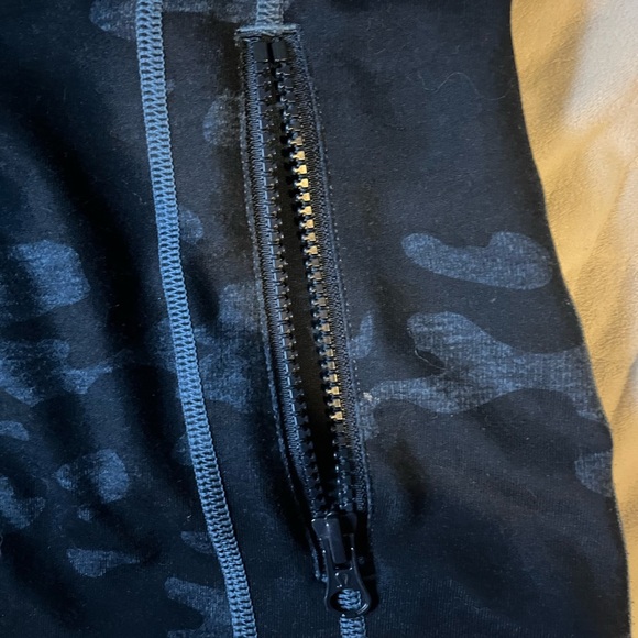 Lululemon Athletic Jacket size 2. - Picture 5 of 10